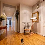 Terrasse Royale Au Coeur De *