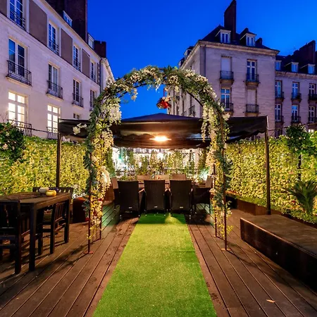 Terrasse Royale Au Coeur De * Nantes