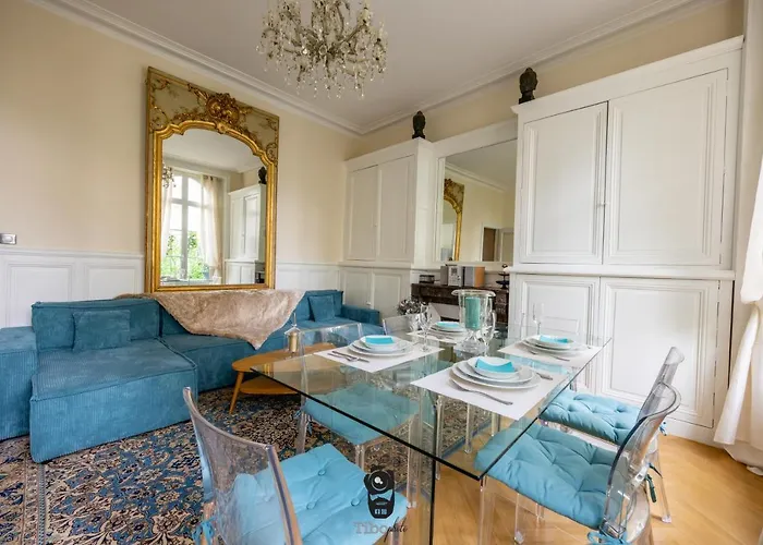 Terrasse Royale Au Coeur De Nantes