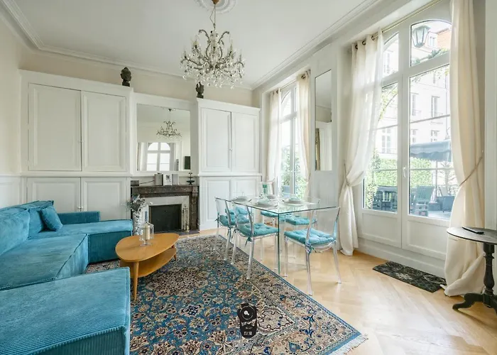 Terrasse Royale Au Coeur De * Nantes