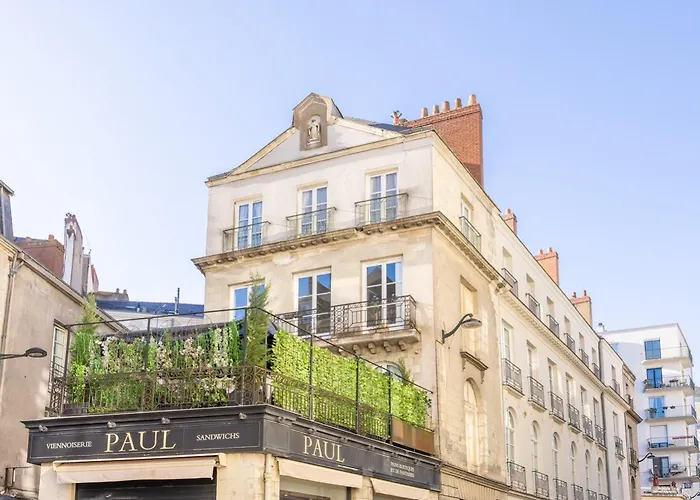 Terrasse Royale Au Coeur De