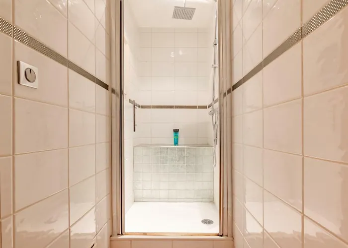 Terrasse Royale Au Coeur De *