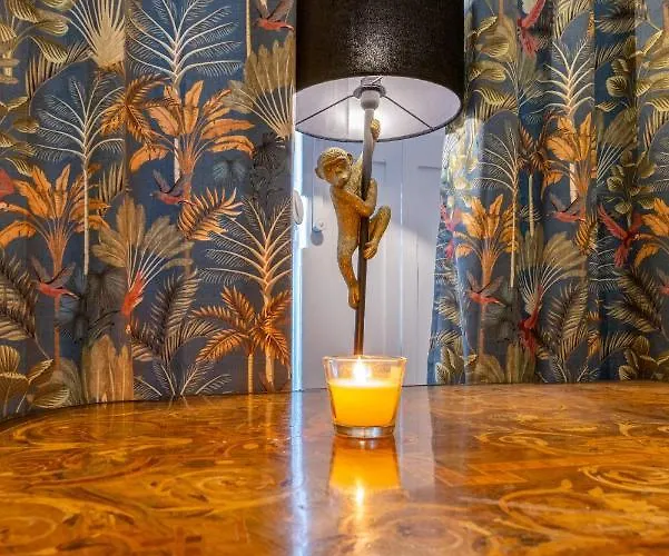 Terrasse Royale Au Coeur De *