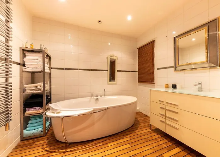 Terrasse Royale Au Coeur De *